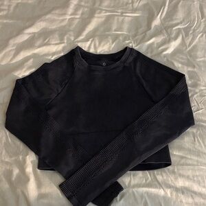 AERIE || cropped long sleeve workout top